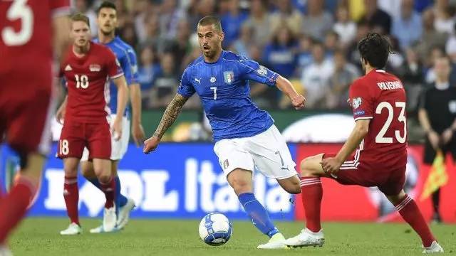 演精彩的突 演精彩的突